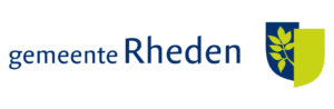 Logo gemeente Rheden groen en blauw aan de rechterkant met links blauwe letters gemeente Rheden.